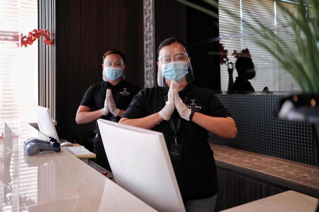 All Nite & Day Hotel Yogyakarta - Gejayan Extérieur photo